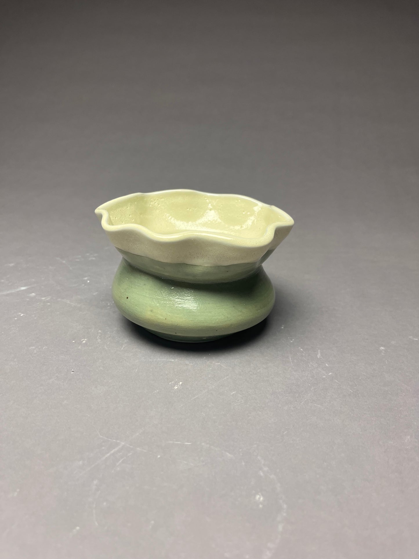 small 2-3” vase