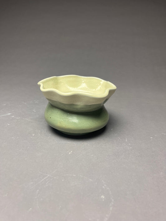 small 2-3” vase