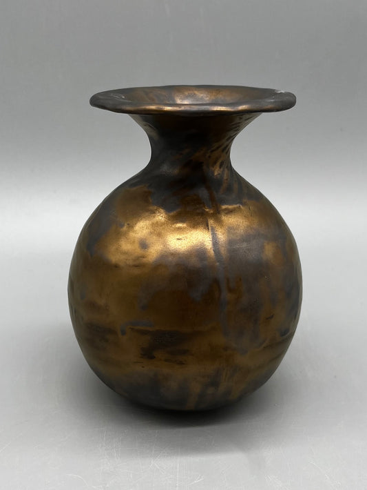 Metallic vase